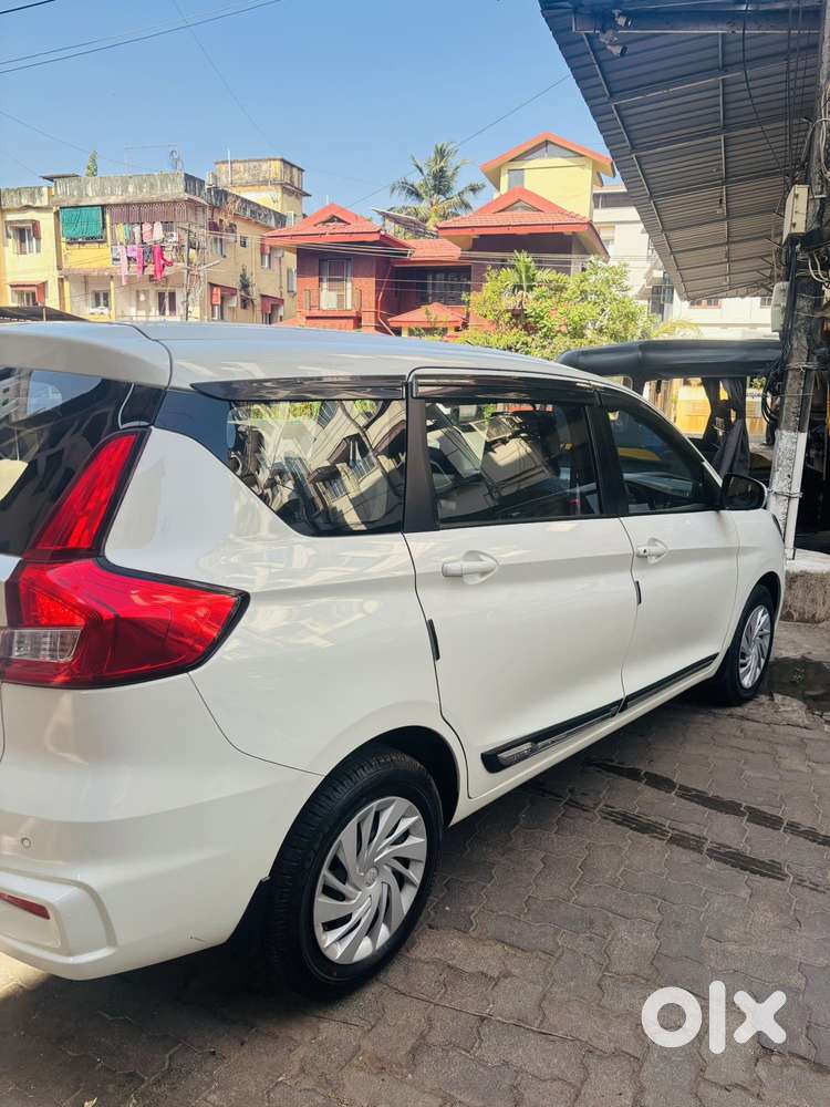 Maruti Suzuki Ertiga 1.5 Vxi Shvs, 2024, Petrol