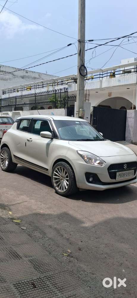 Maruti Suzuki Swift Petrol 2023