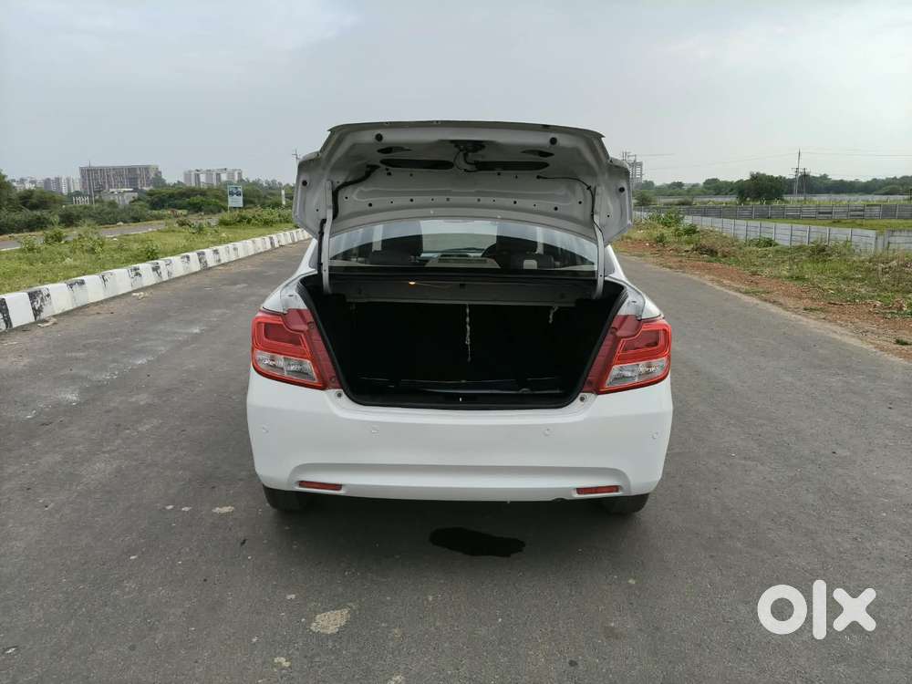 Maruti Suzuki Dzire 1.2 Vxi Amt, 2018, Petrol