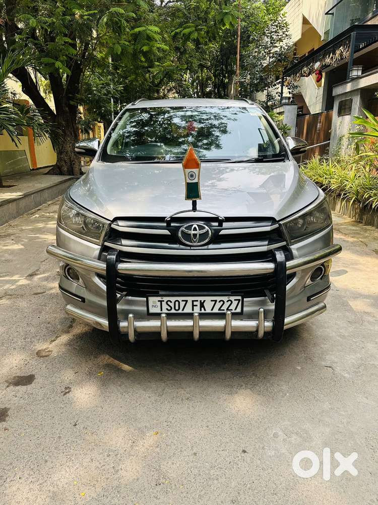 Toyota Innova Crysta 2.4 Gx Mt 8s, 2016, Diesel