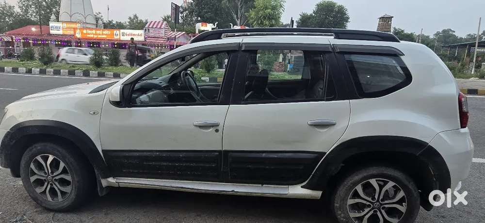 Nissan Terrano 2015 Model