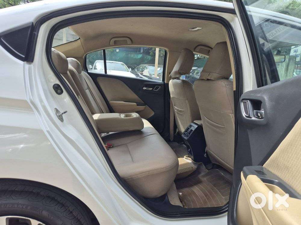 Honda City I-vtec V, 2018, Petrol