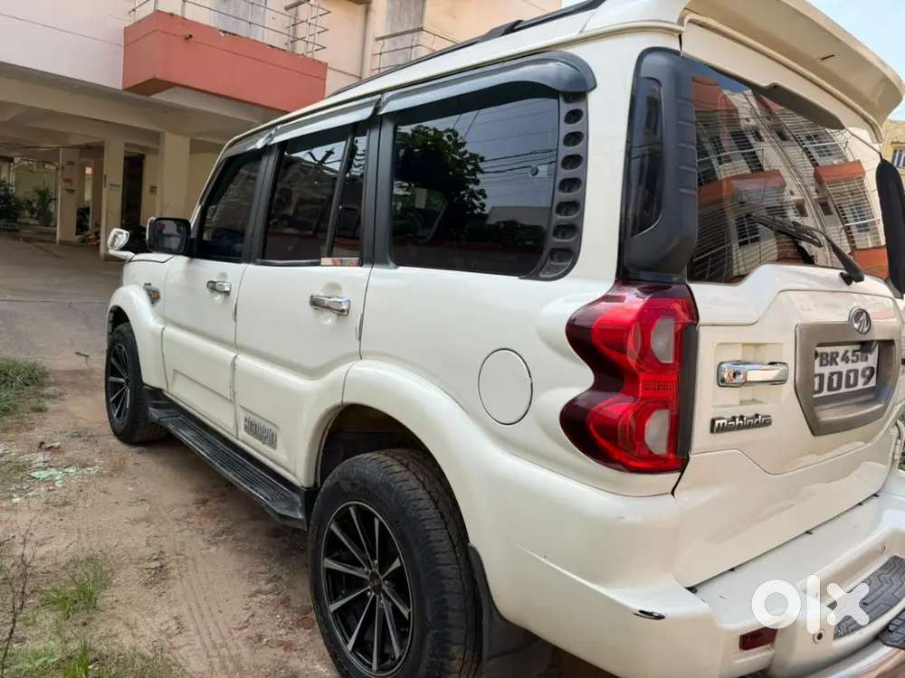 Mahindra Scorpio 2016 Diesel 140000 Km Driven
