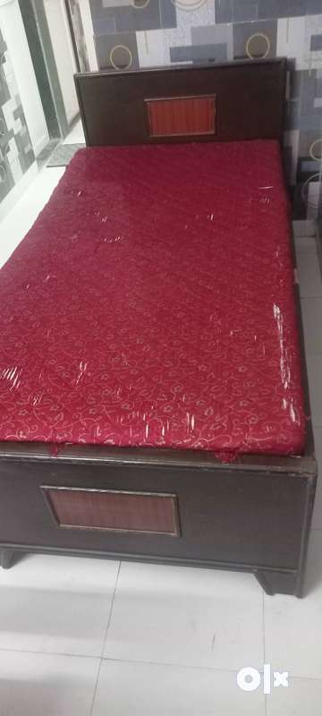 Second hand single bed 2024 for sale