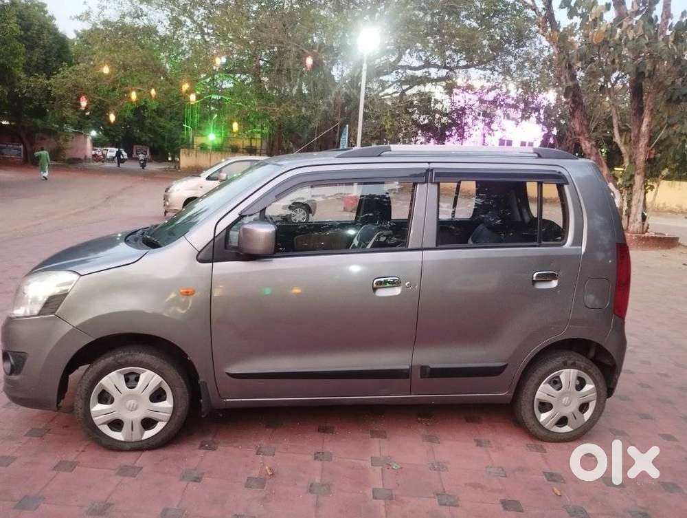 Maruti Suzuki Wagon R Vxi Optional, 2018, Petrol