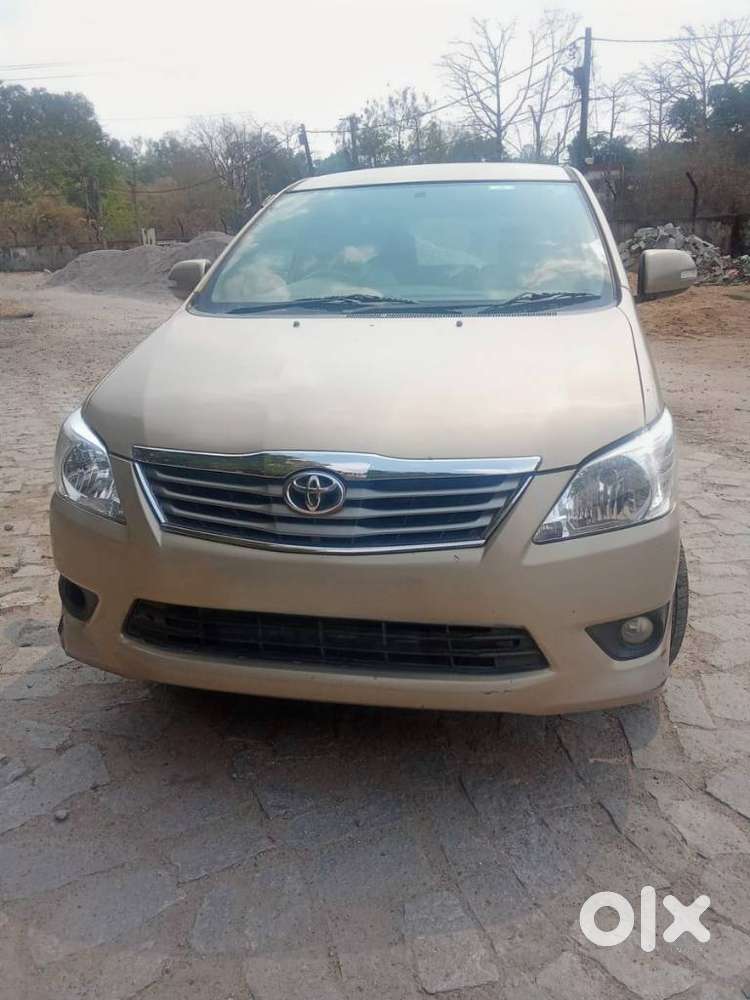 Toyota Innova 2.5 V 7 Str, 2013, Diesel