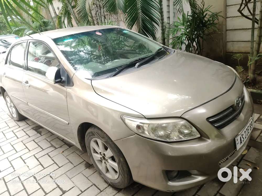 Toyota Corolla Altis 2010