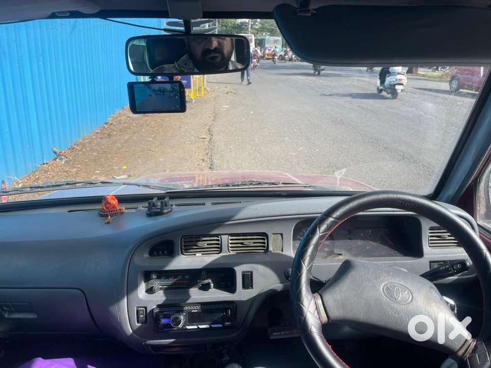 Toyota Qualis 2000 Diesel Well Maintained