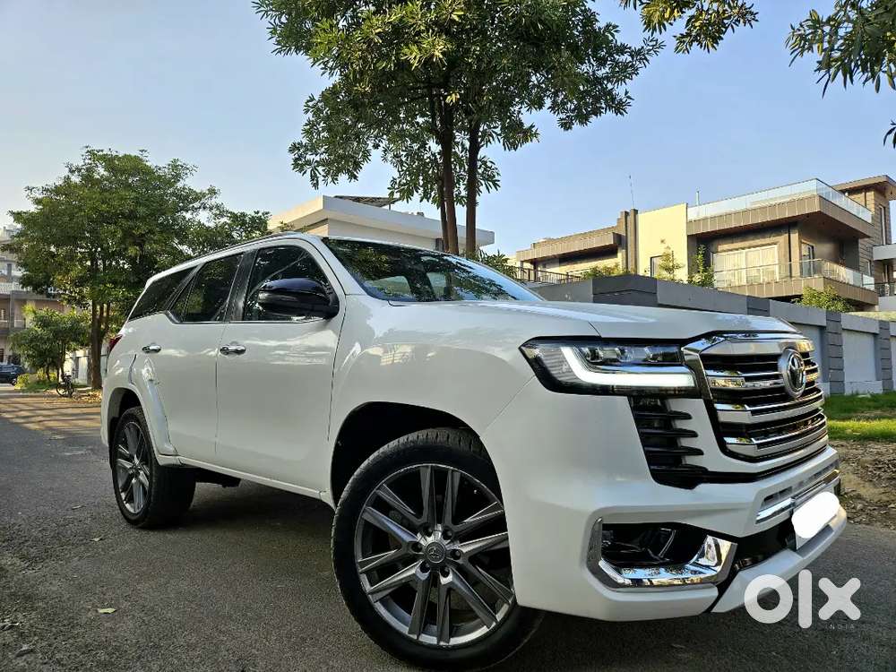 Land  Cruiser 300 (fortuner)2019 4x2 At