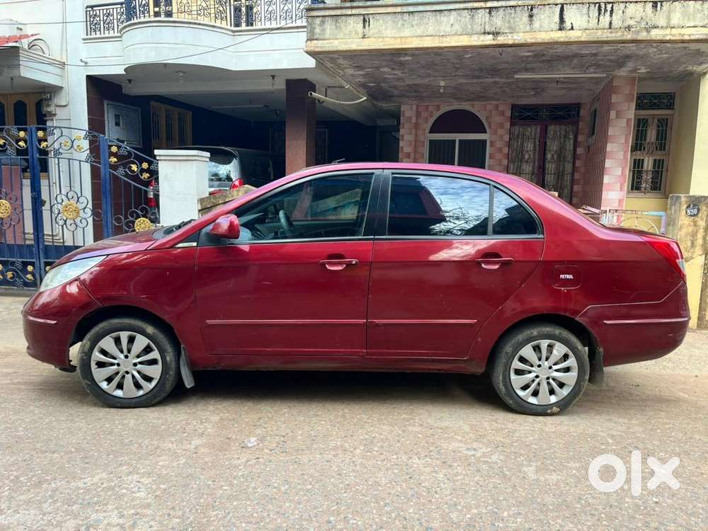 Tata Car Petrol 2010 Km
