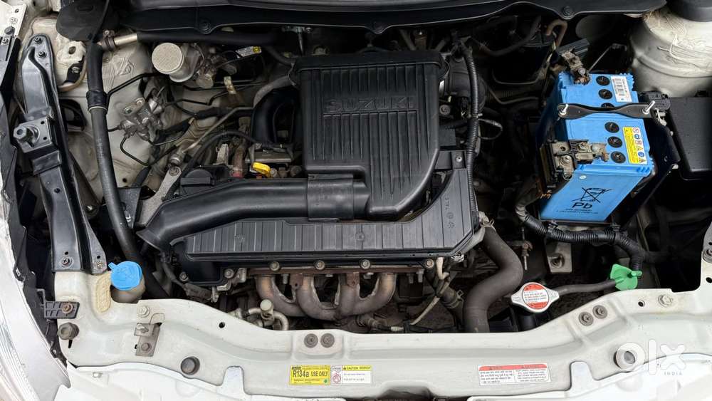 Maruti Suzuki Swift Lxi Option, 2017, Petrol