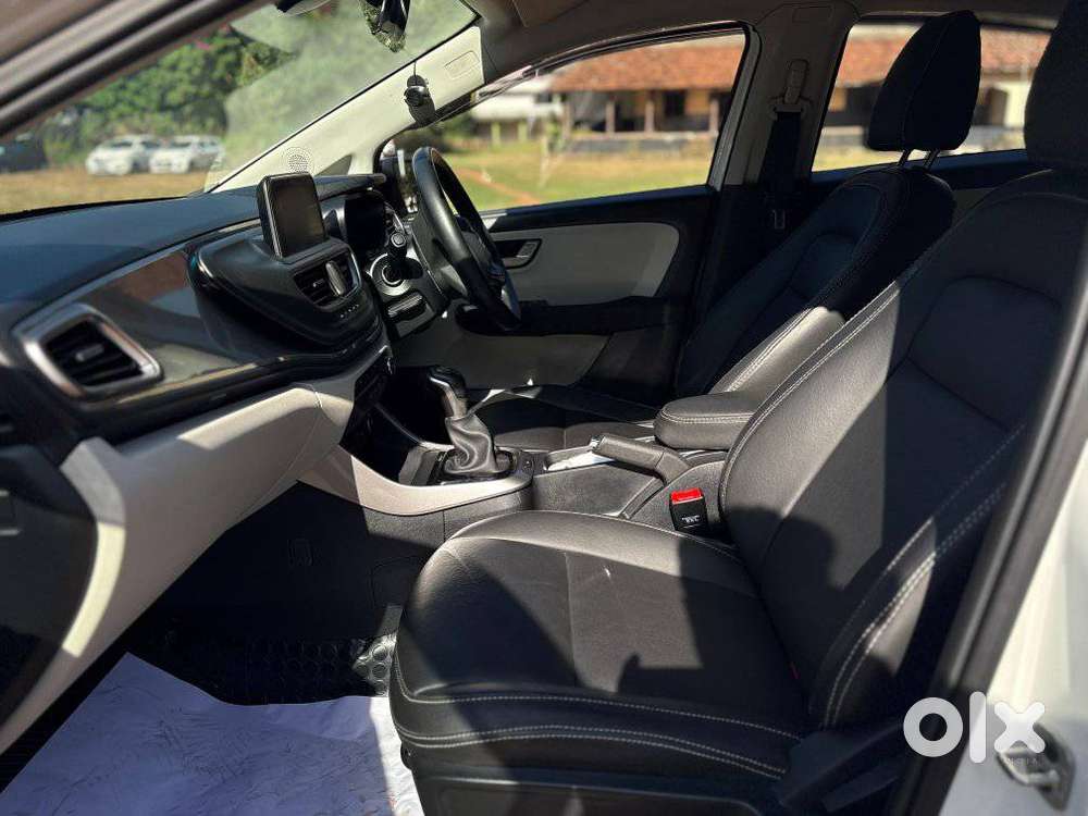 Tata Altroz 1.2 Xza Petrol Dct, 2023, Petrol