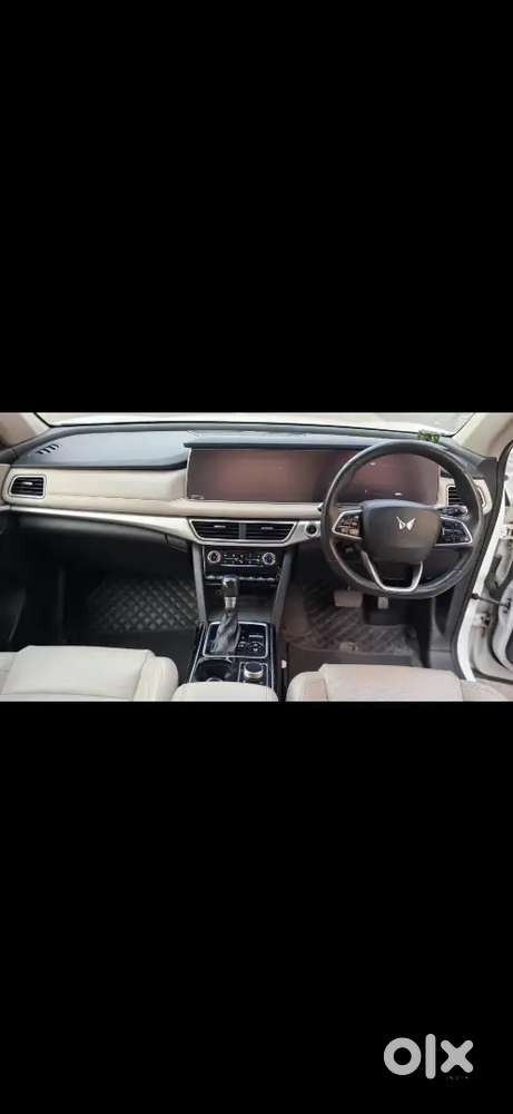 Mahindra Xuv700 2022 Diesel Automatic Well Mentioned