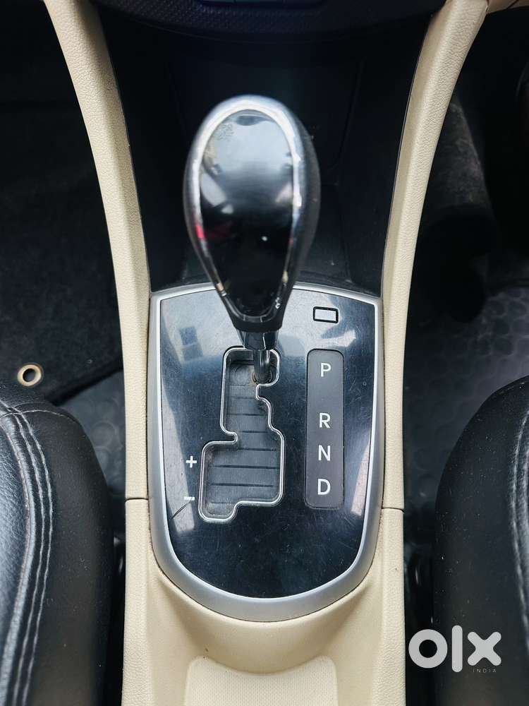 Hyundai Verna 1.6 S (o) Vtvt At, 2014, Petrol