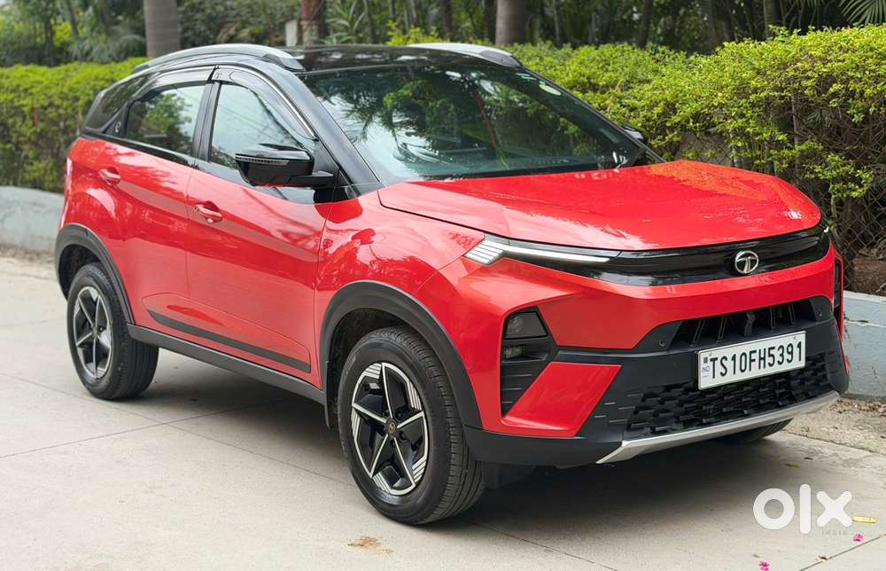 Tata Nexon Fearless Plus 1.2 Revotron Petrol 6 Mt, 2023, Petrol
