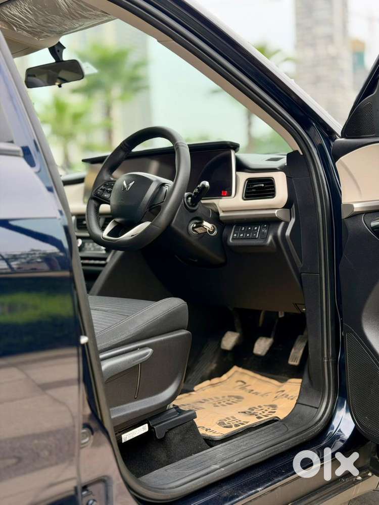 Mahindra Xuv700 2.2 Ax 5 Diesel Mt Str, 2022, Diesel