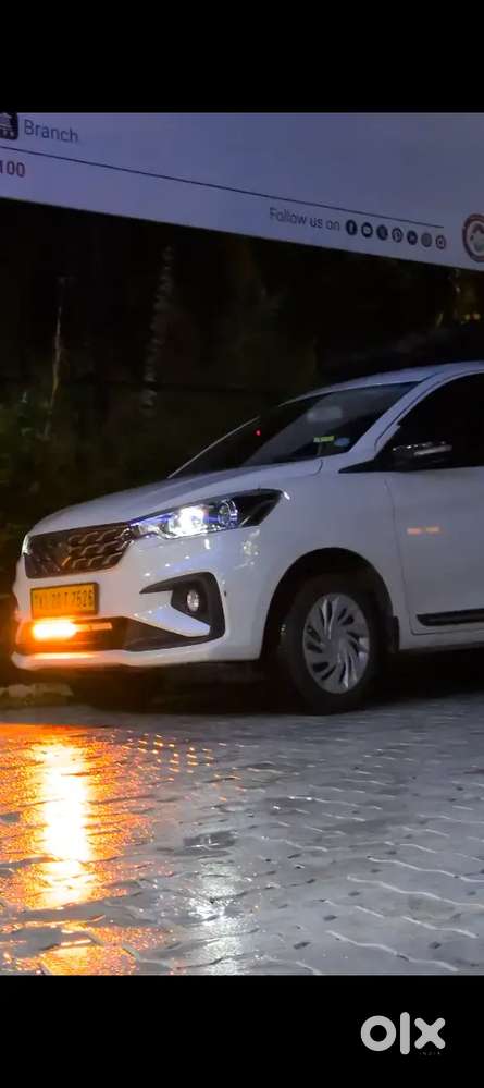 Maruti Suzuki Ertiga 2025 Cng & Hybrids 76000 Km Driven