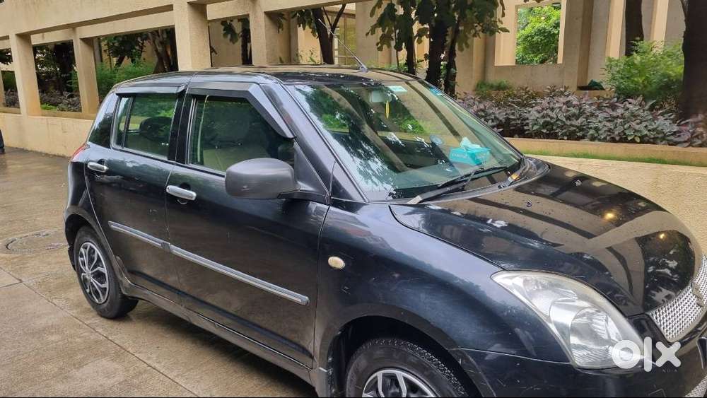 Maruti Suzuki Swift Vxi  2010  Petrol  Well Maintained  Pune