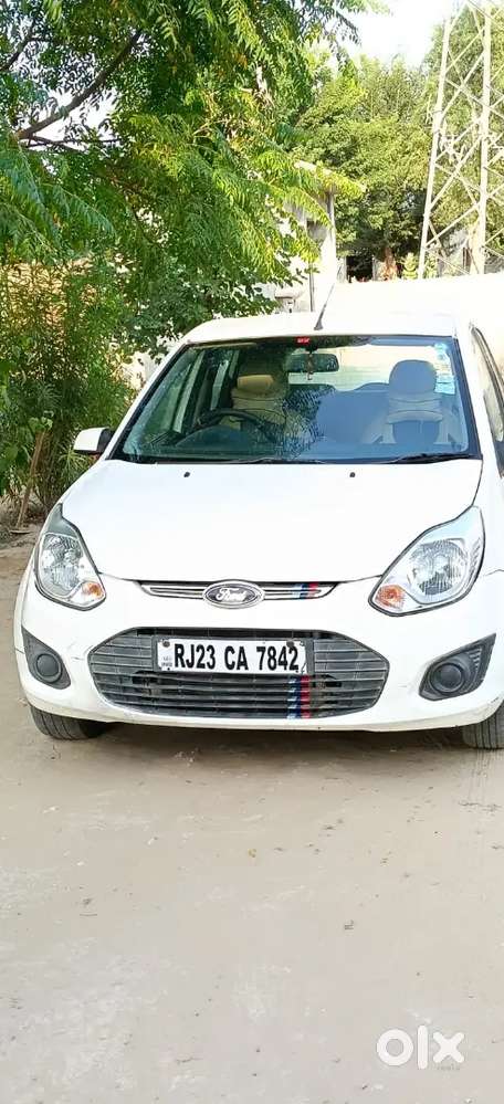 Ford Figo Diesel Zxi 2012