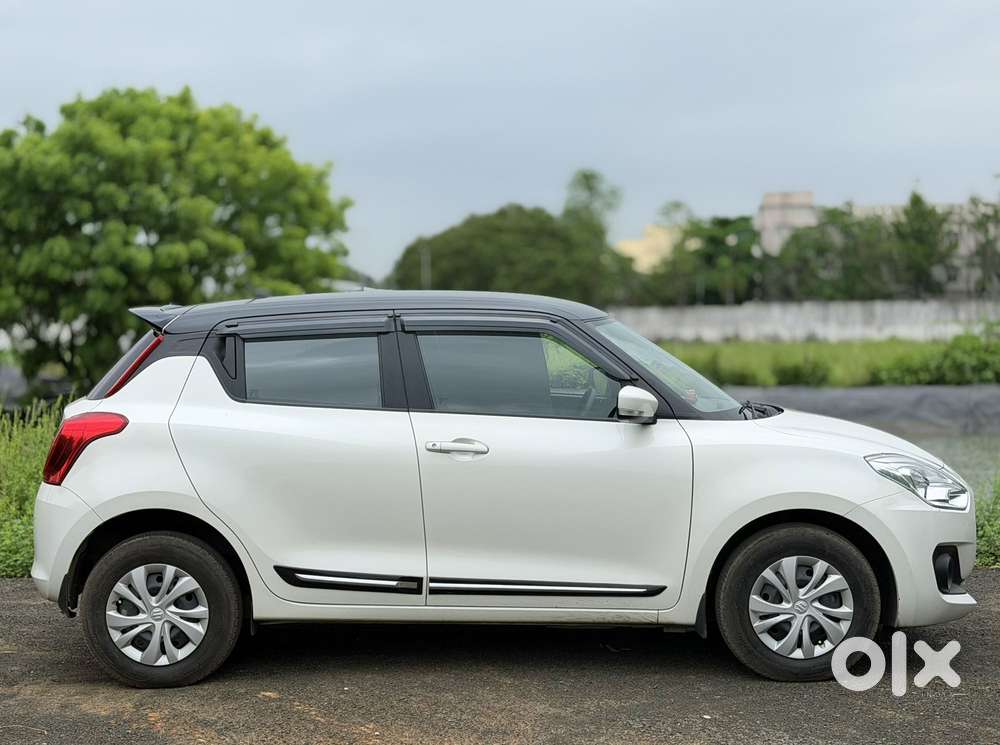 Maruti Suzuki Swift Vvt Vxi, 2021, Petrol