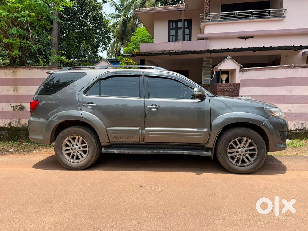 Toyota Fortuner Diesel 2012