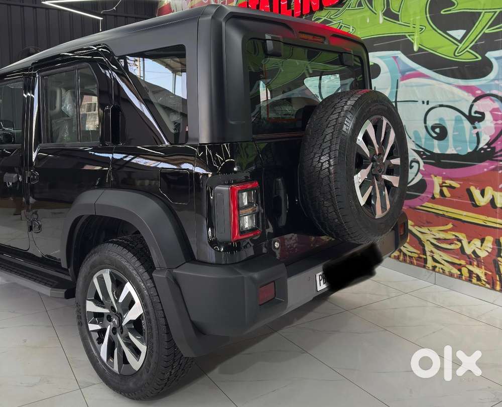 Mahindra Thar Roxx 2025