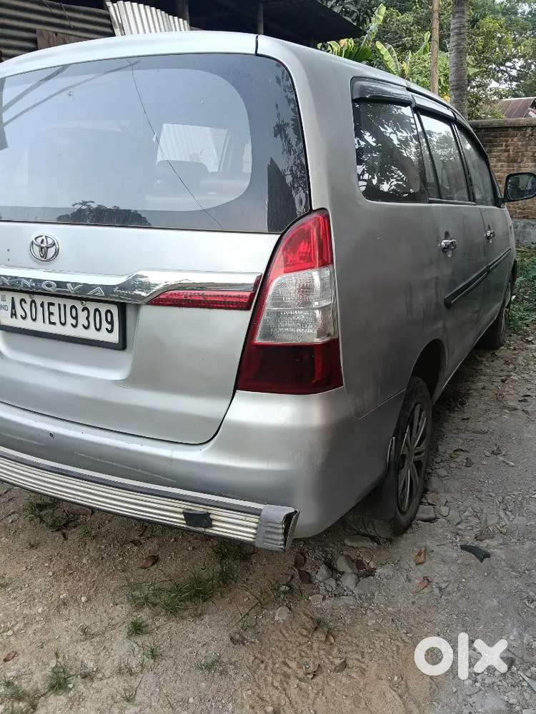 Toyota Innova Diesel 2.5 2011 Last.