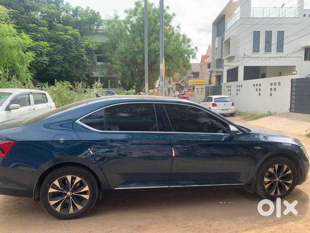 Skoda Superb Petrol Automatic 2021