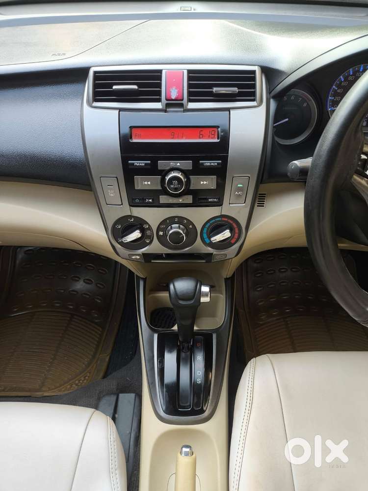 Honda City 2011-2013 V At Exclusive, 2012, Petrol