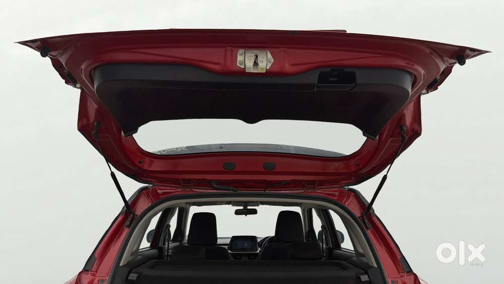 Maruti Suzuki Vitara Brezza 1.5 Zxi, 2022, Petrol
