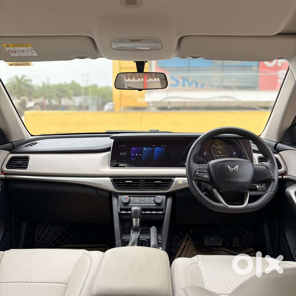 Mahindra Xuv700 2.2 Ax 3 Diesel At 5 Str, 2022, Diesel