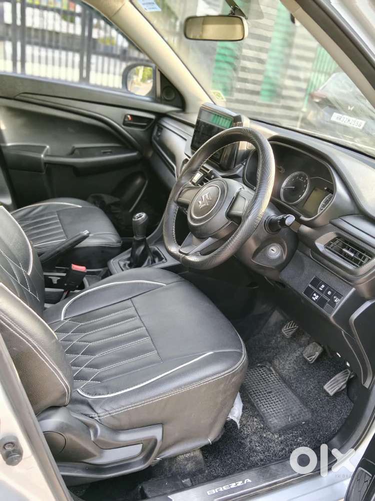Maruti Suzuki Brezza 1.5 Lxi Cng, 2023, Cng & Hybrids