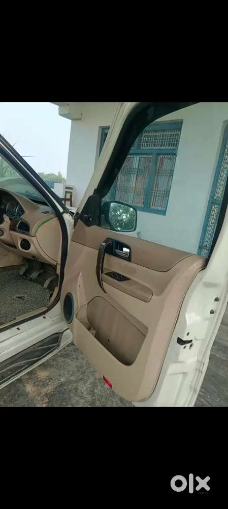 Tata Safari Storme 2014 Diesel Variant