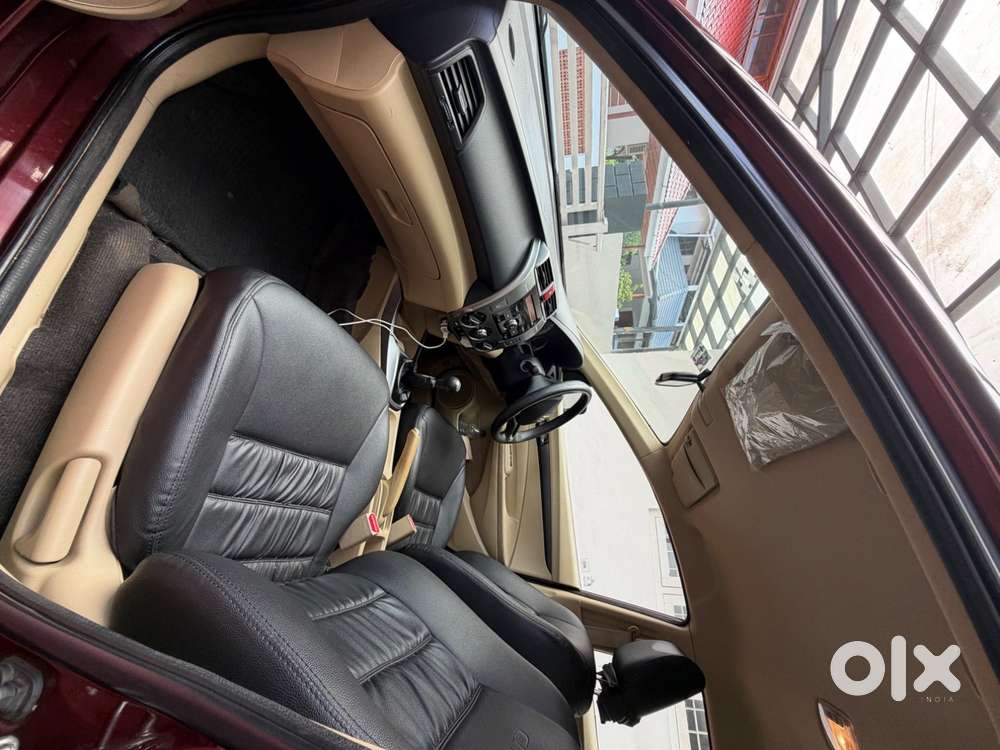Honda City E
