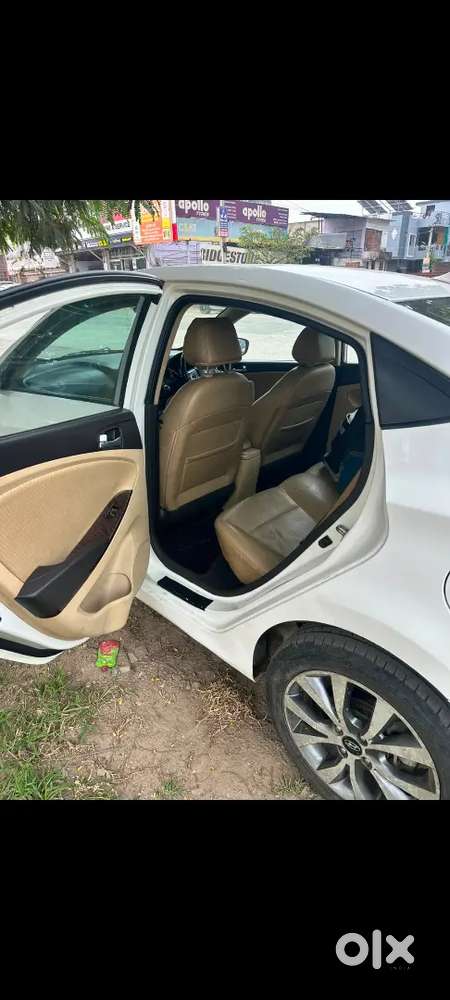 Hyundai Verna Diesel At 2015
