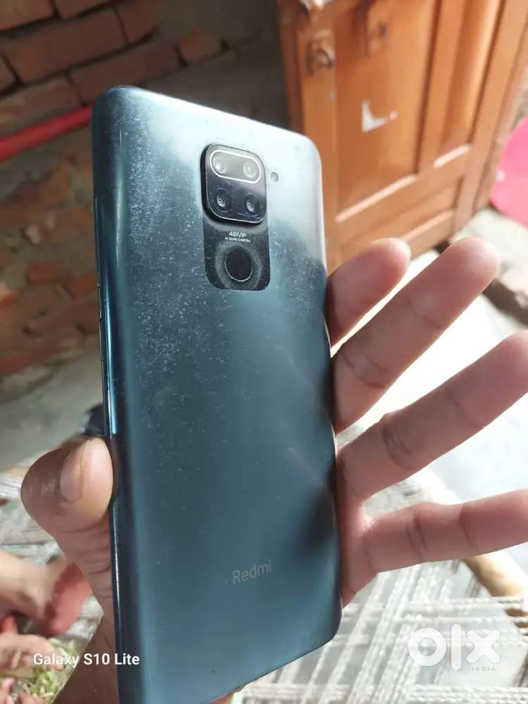 Readmi not 9 koi kami good condition hai single hand ka hai