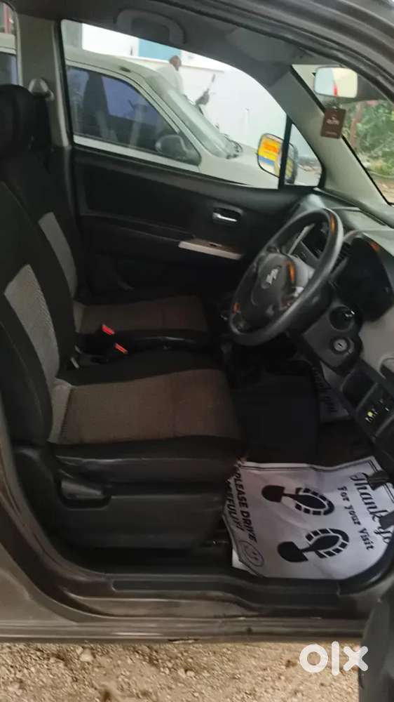 Hyundai Staria 2012