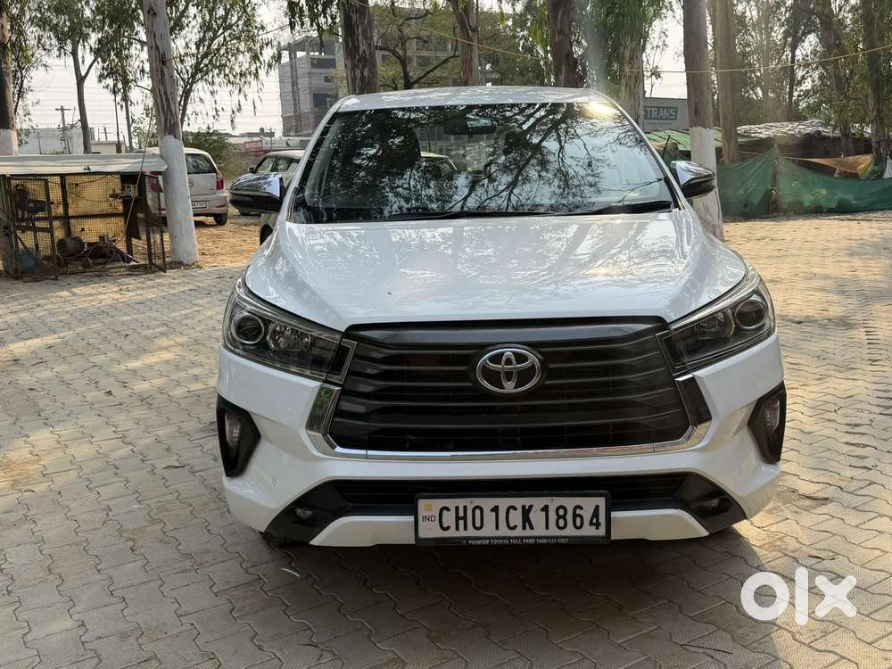 Toyota Innova Crysta Zx 2.4 Diesel 7 Seater, 2022, Diesel