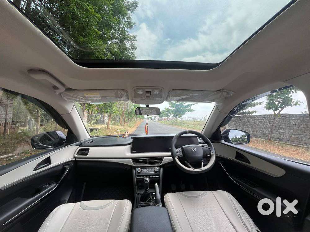 Mahindra Xuv700, 2023, Diesel