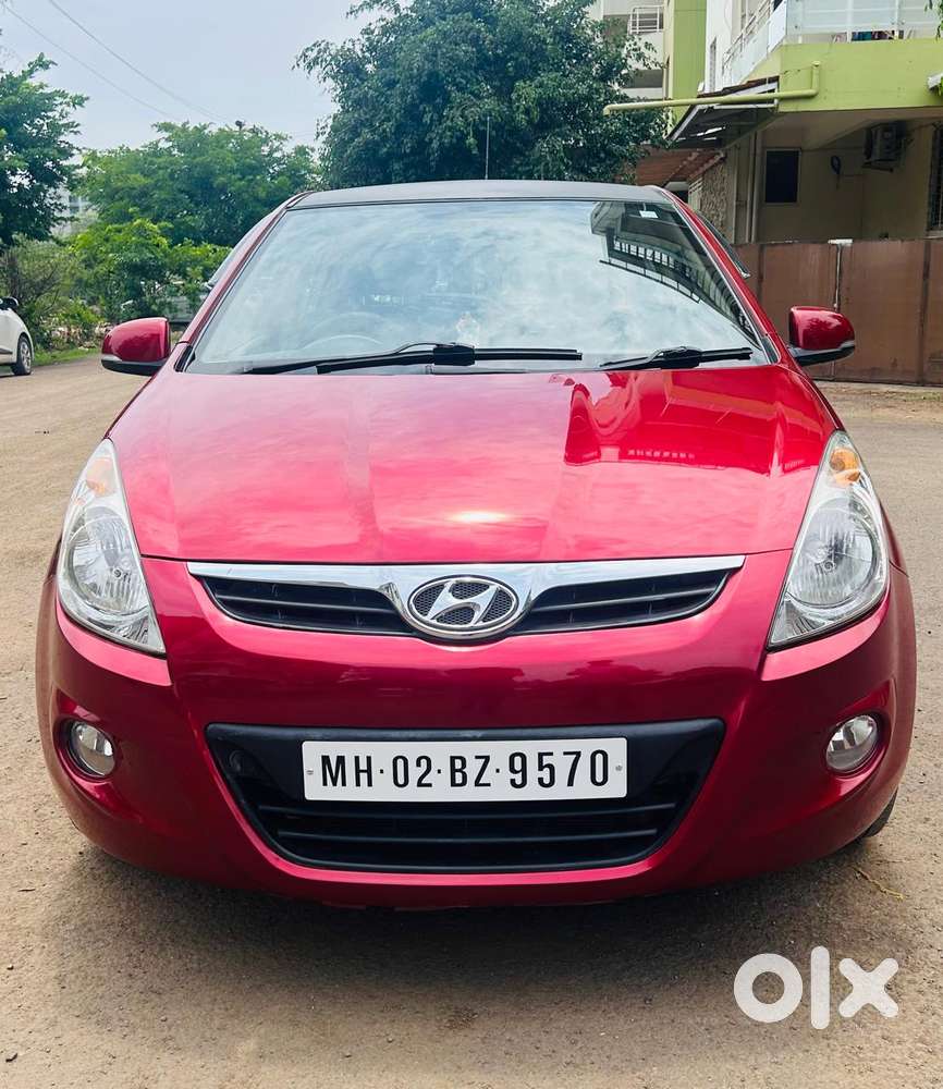 Hyundai I20 2009-2011 Asta, 2011, Petrol