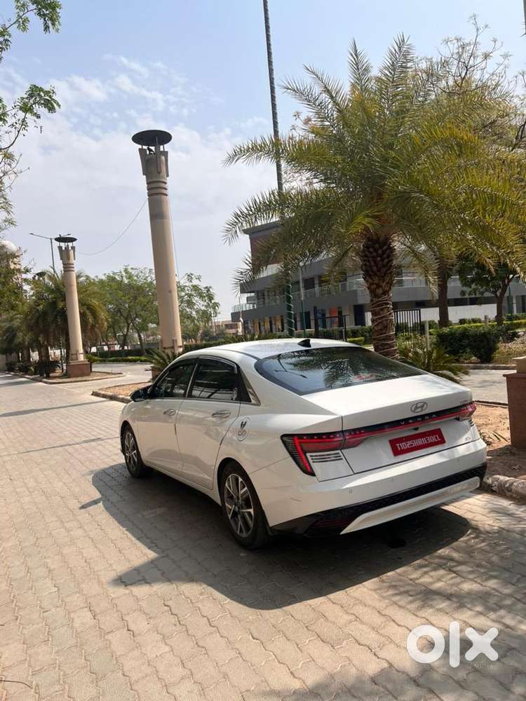 Hyundai New Verna 2025 Petrol 7800 Km Driven
