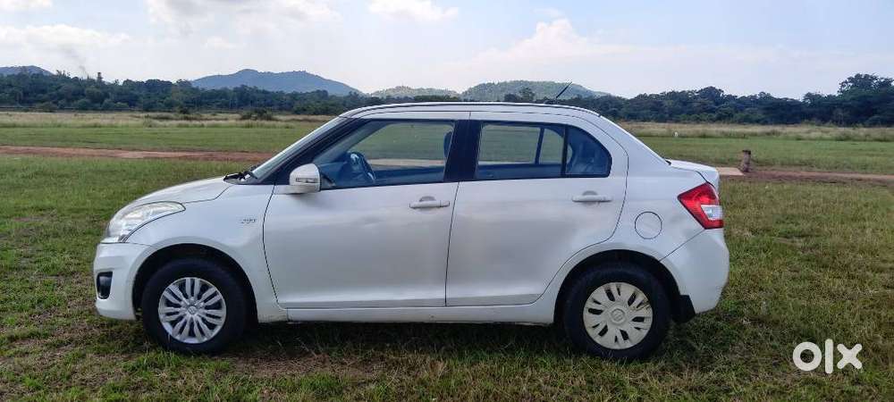Maruti Suzuki Swift Dzire Vxi, 2012, Petrol