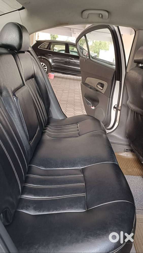 Chevrolet Cruze Ltz 2010 Mt Showroom Condition