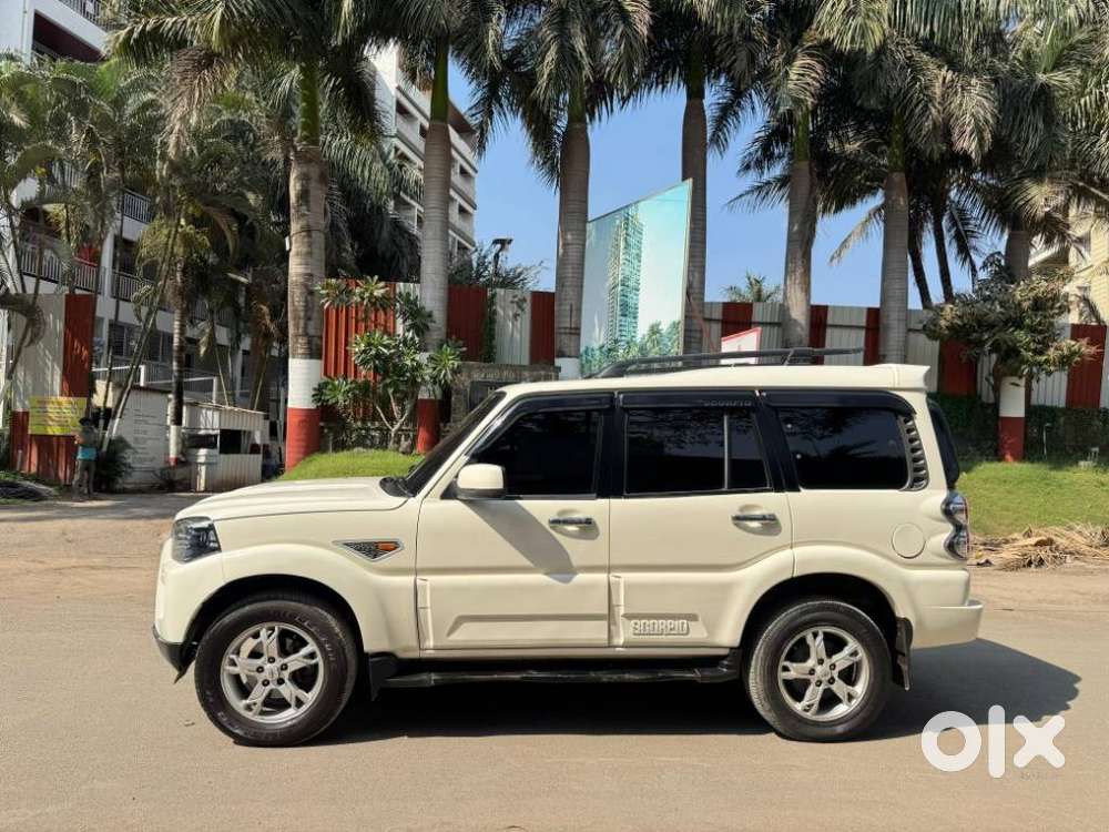 Mahindra Scorpio S10 8 Seater, 2014, Diesel