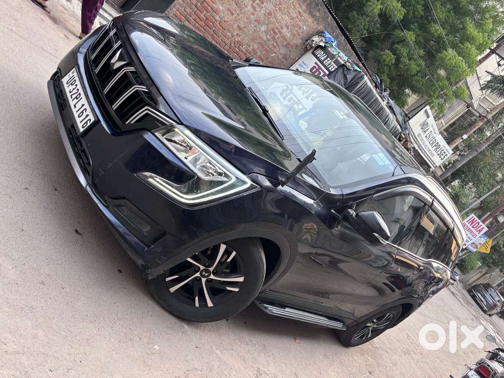 Mahindra Xuv700 2.2 Ax 3 Diesel Mt 7 Str, 2024, Diesel