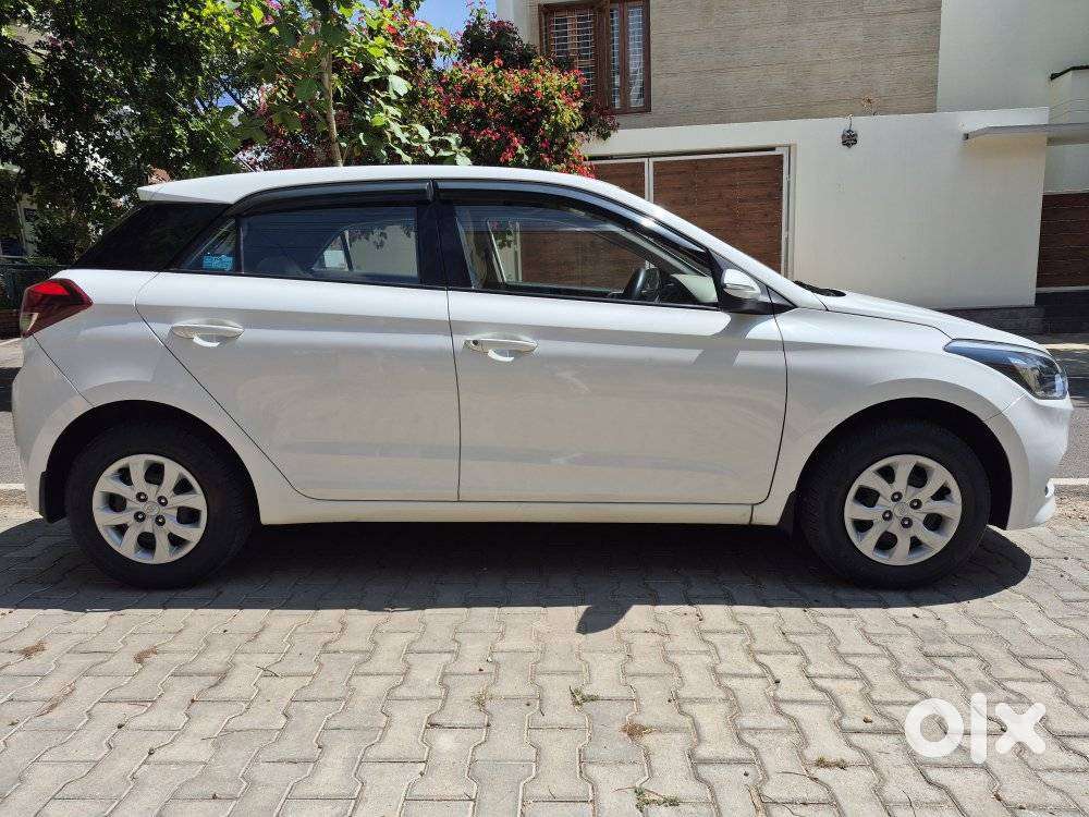 Hyundai I20 2015-2017 Sportz 1.2, 2017, Petrol