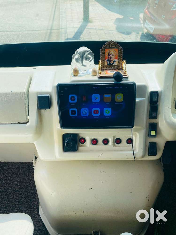 Force Motors Trax Cruiser 12 Str Ac, 2011, Diesel