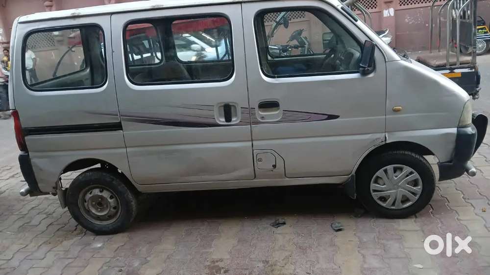 Maruti Suzuki Eeco 2015