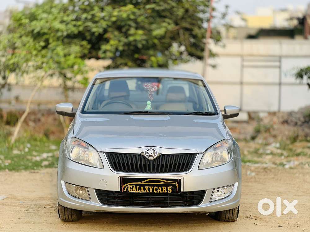 Skoda Rapid 1.6 Mpi Elegance Plus, 2013, Petrol