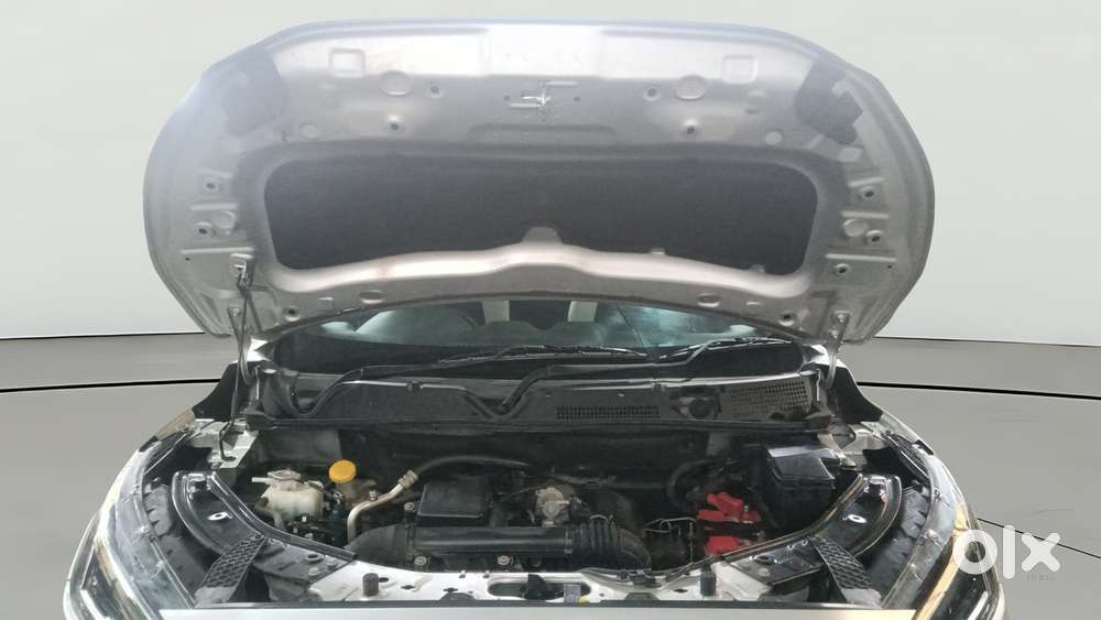 Nissan Magnite 1.0 Xv, 2025, Petrol